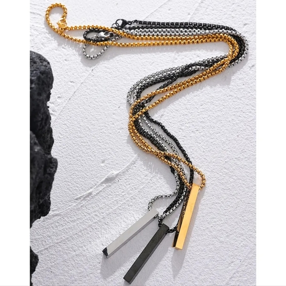 Minimalist Pendant Necklace - Picture 4 of 6